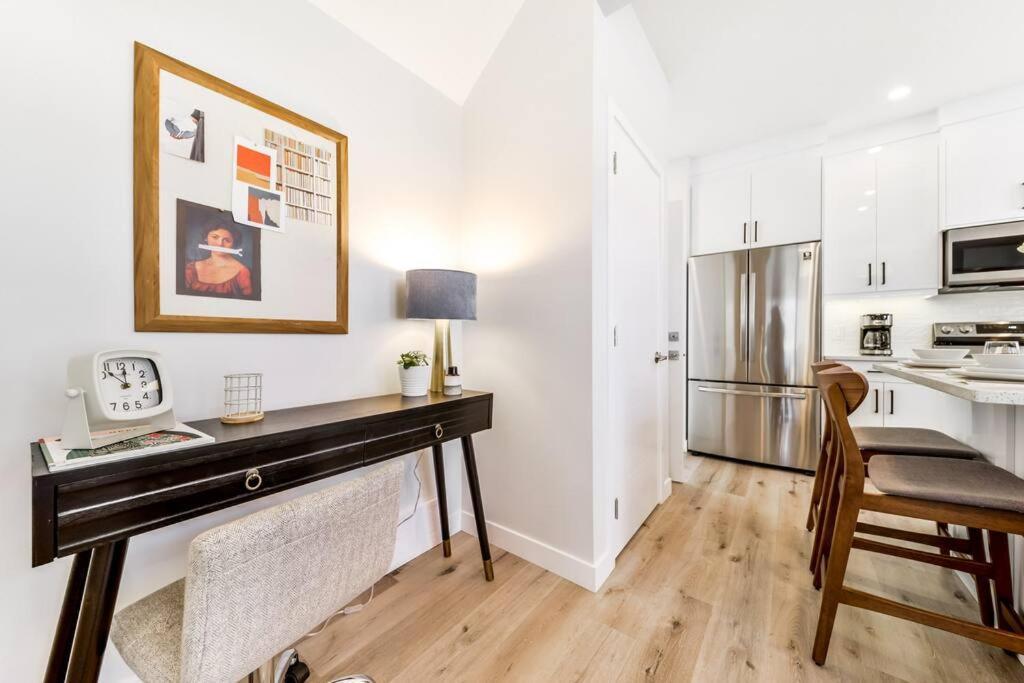 Modern Nordic Escape, 3Br Near Wem & Dt, Aircon & Fireplace, Wifi, Sleeps 6! Edmonton Exteriér fotografie