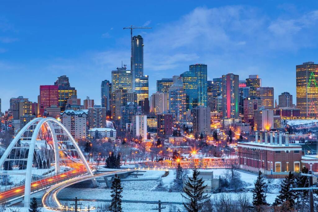 Modern Nordic Escape, 3Br Near Wem & Dt, Aircon & Fireplace, Wifi, Sleeps 6! Edmonton Exteriér fotografie